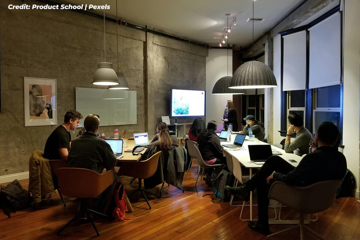 8 Reasons Why High-Traffic Businesses Are Choosing Engineered Hardwood
